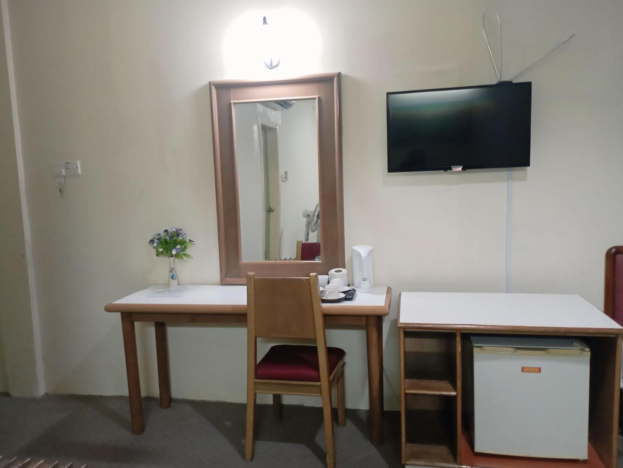 Suria Hotel Sdn Bhd Kota Bharu Ngoại thất bức ảnh