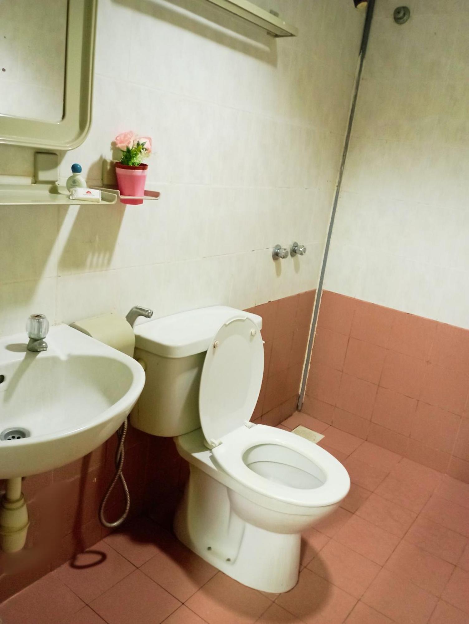 Suria Hotel Sdn Bhd Kota Bharu Ngoại thất bức ảnh